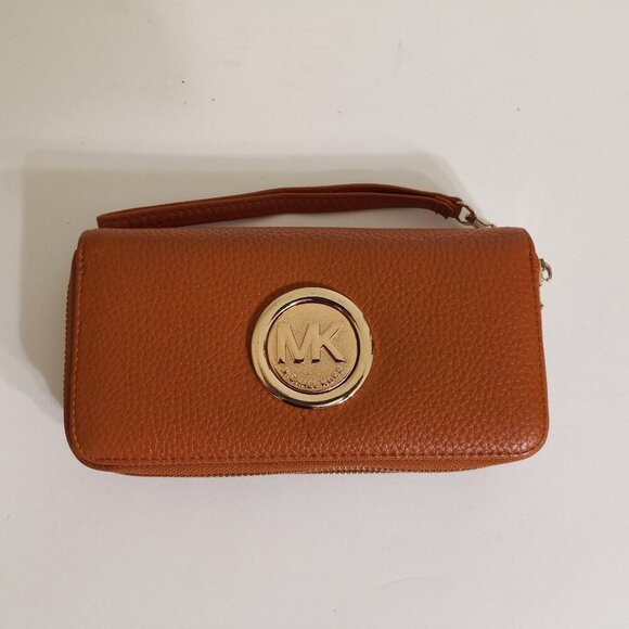 Michael Kors Wristlet Wallet Double Zip Around Continental 8"Lx4.25"Hx1.75"D - Picture 1 of 9